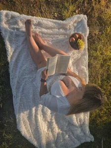 SeductiveCeline new outdoors pics Poză 9