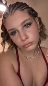 SassynNattyのHiの 2枚の写真