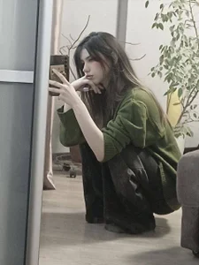 LindaNocket Public Pic 4