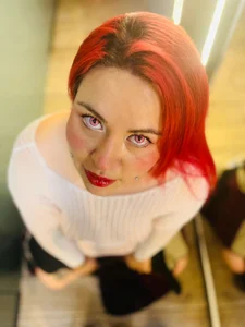 😏 de Witch_Scarlet  3 Imagens