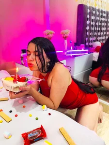 Sharick_smile1 Happy birthday to me💞🎂  2টি ছবি