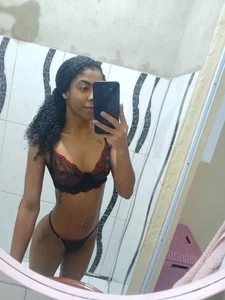 Public de Samarajenyfer  4 Imagens