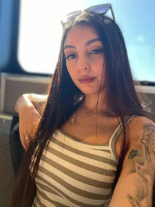 LolaPresley Public slika 6