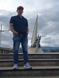 Public de LeonR8901  4 Imagens