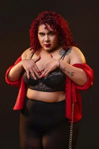 SilvanaBombshell: Public ( 2 фото)