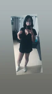 sally10_35 Public Pic 8