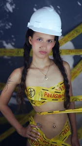 sexy builder de EmmaPetty  4 photos