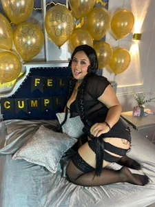 Victoria_Drew_ B-Day Photoshot 📸 Pic 5