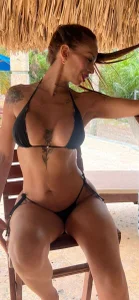 zinnia_mosley Vacations Pic