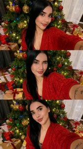 Hadley_ HAPPY HOLIDAY 👑👑 صورة واحدة|Hadley_ HAPPY HOLIDAY 👑👑 صورتان|Hadley_ HAPPY HOLIDAY 👑👑  2 صور|Hadley_ HAPPY HOLIDAY 👑👑  2 صورة