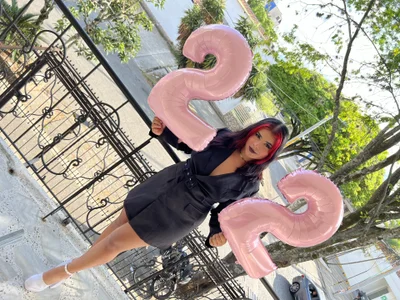 AliiceBrown_ 22nd BIRTHDAY!! Pic 9