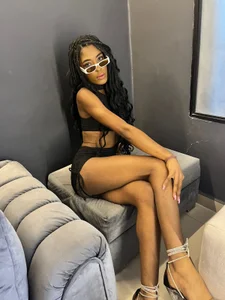 Emely_Deluxe Your elegant Girl Foto 7