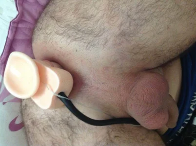 sluttty_submissive_Whore Alex Gold gets high with a dick in her ass. Immagine  2