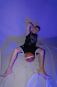 Ethanx18_My favorite sport basketball图片 4