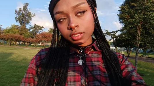 Zdjęcia Midnight_Bluee blue in the park ✨:  3