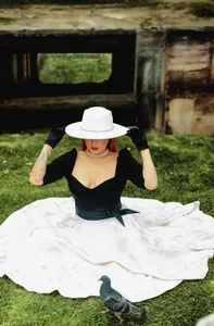 Savannah_Jansen happy 41 to me  7টি ছবি