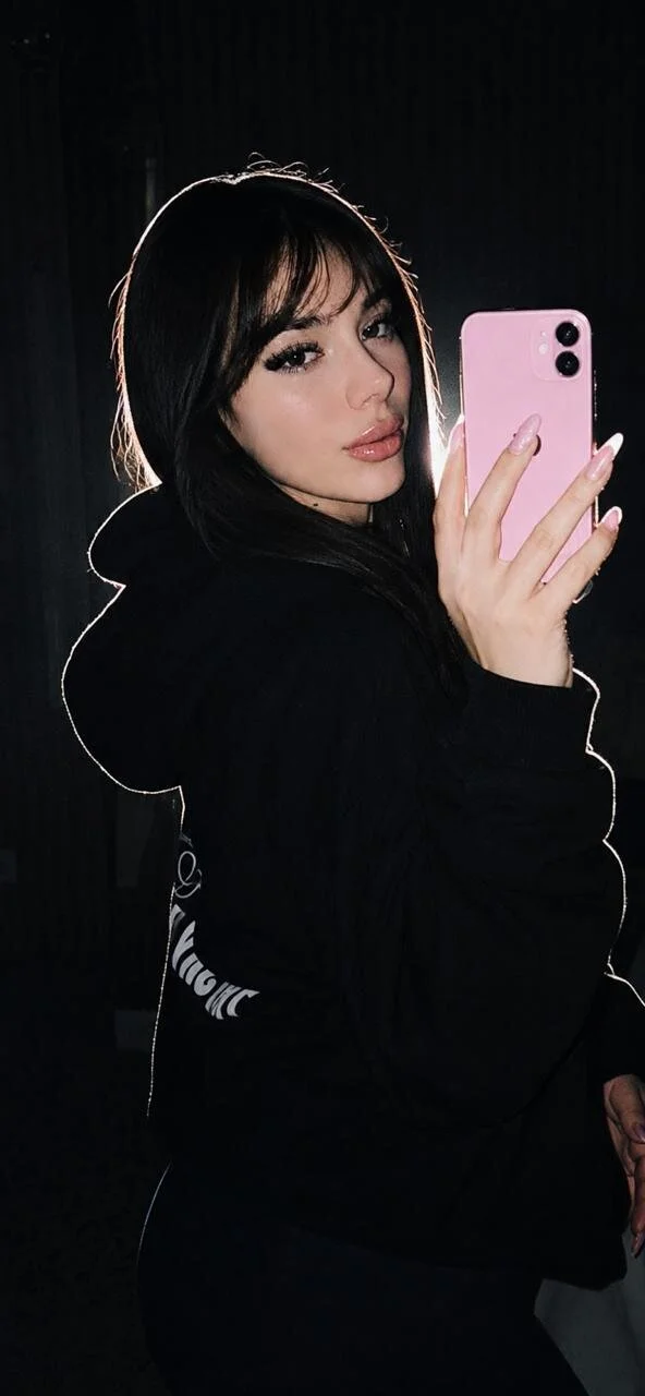 Foto em tendência de Arivdoll 739