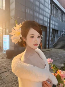 ETH-001 安安 Foto 2
