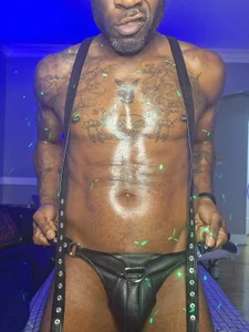 adhddon HimUpStairs зображення 3