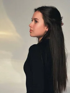 KristyKlyraPretty good Bild