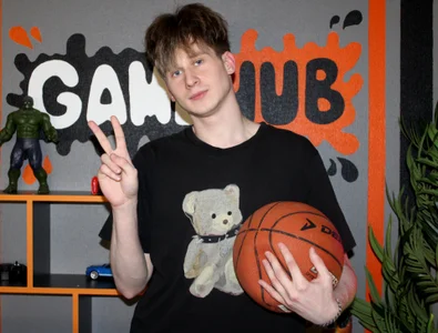 ScottPierce Public Poză 4