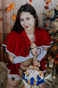 Eimy_grey4u your little red riding hood🩷 Foto 2