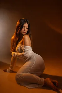 LiaSoler profesional me for 10k followers Pic 5
