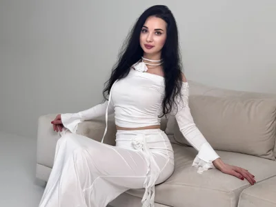 MiaBecky Elegance and sophistication Pic 5