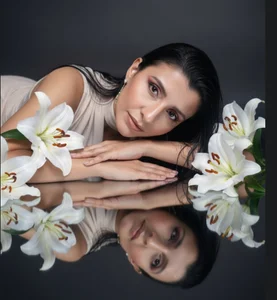 Aafsha_ Public Pic 2