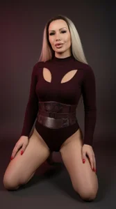 🔥 let’s put some 🔥 between us and burn it 💦 od AnikaSunshine  3 snímek