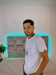 Hello de ryanse_hot Foto 3