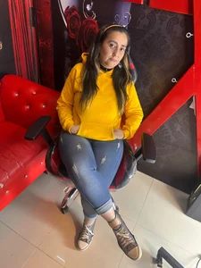 Alucard_Hellsiing Yellow, color of sexy girl🖤 Foto