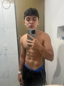 _TaylorBlack The hottest guy 사진