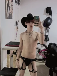 Luckystricke_tay I would love to be your cowboy 😈 Poză 8