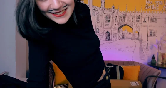 VeliraBraitberg Random footage from the stream that makes sense. You can make memes Immagine  3