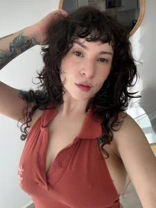 Juli_cherrypie Careful… I can make you addicted 💋  2 снимка