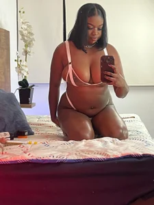 SUSAN-BLUE Hot think come in a big bottle Pic