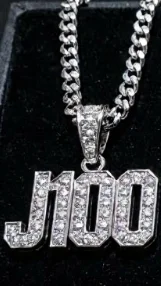 100J Public Foto 2