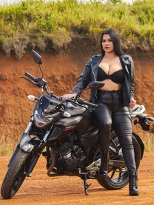 Margaret_Saunders Biker baby 🏍️😏 Bilde 3