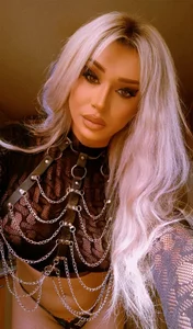 AlenaRios Public Pic 5