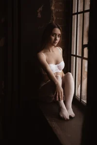 EarleneBrayton In the light of day Pic