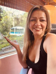 CarolMissOficial Would you like to have sex with me outdoors? Pic 6