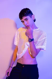 Aquiles_Foxxの🫦 Pretty, playful, and waiting for your attention.の 3枚の写真