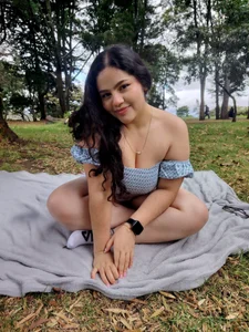 im_mei Walk in the Park 😘☺️ Pic 4