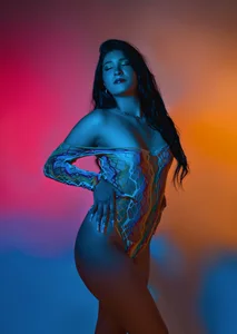 ninaavelvett 💋Proudly irresistible🌈 Pic 3
