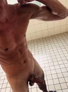 andreandre69@xh: Public ( 2 фото)