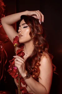 SaraVelveet Pleasure Has No Rules Pic 2