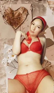 evelyn_miller___ your Girl Red ❤️ Foto 2