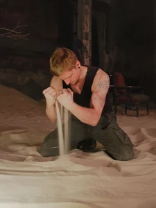 Vincent_Hardman Dramatic attack зображення