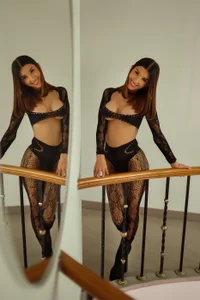 AilishBenson New tits, New me🔥🍒 Pic 3